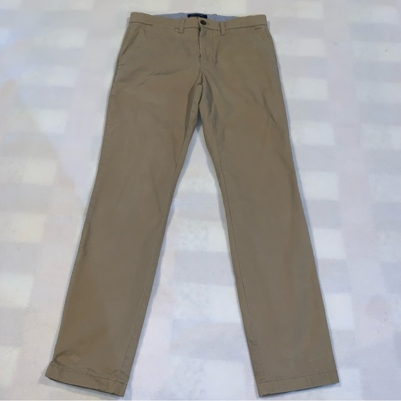 Men’s Tommy Hilfiger Slim Fit Khaki Pants 31x32 - Picture 1 of 7